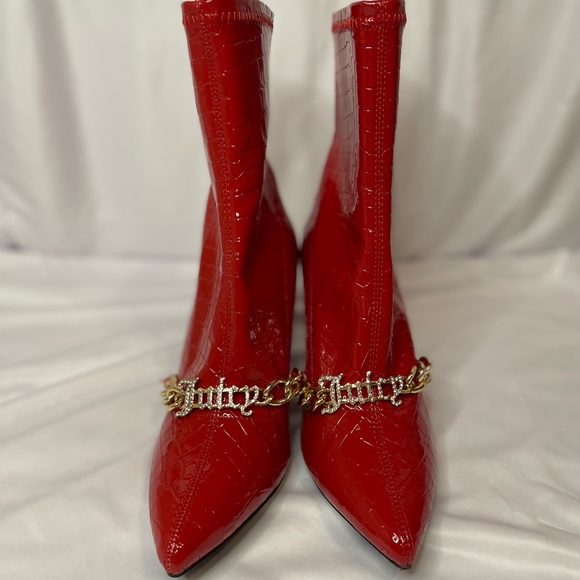 Juicy Couture Tommi Red with Gold chain ankle heel - Picture 3 of 14